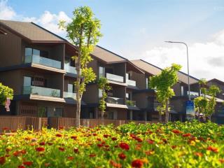 Biệt thự song lập miyabi  đối diện công viên lớn nội khu và biển mặn sau nhà