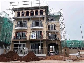 Gia đình khách chuyển sang nước ngoài định cư cần bán nhanh căn sl phân khu hoàng gia giá cực sốc