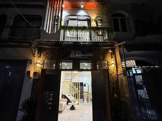 Hẻm ô tô ngay emart quang trung gò vấp