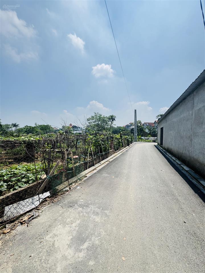 Cần bán 112m2 đất siêu đẹp tại hải bối sát bìa làng ô tô tránh