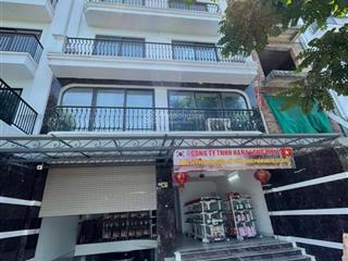 Bán gấp nhà ngọc thụy diện tích 140m  6 tầng  mặt tiền 8m  đường 15m có vỉa hè  có vỉa hè
