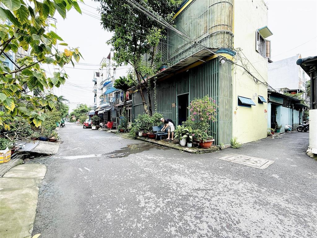 Bán đất tặng nhà 2 tầng sát công viên nội khu quang trung ngang 5m rất hiếm