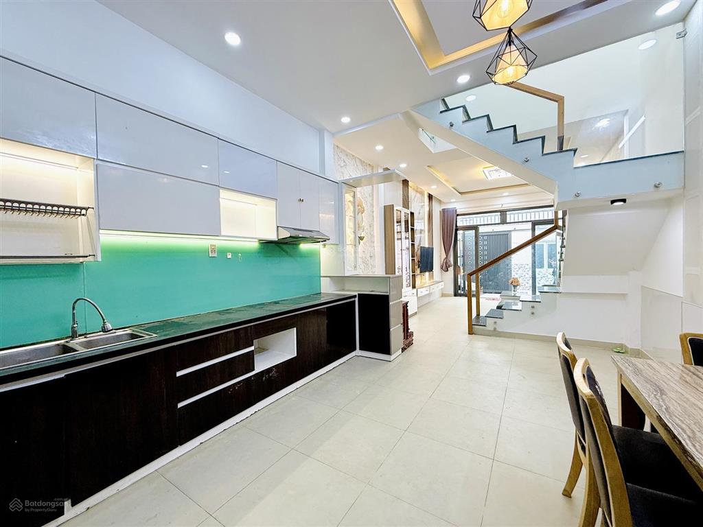 Bán đất tặng nhà 2 tầng 60m2 ngay phường 11 gần trường nguyễn du chỉ 5.65ty