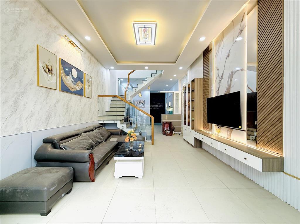 Bán đất tặng nhà 2 tầng 60m2 ngay phường 11 gần trường nguyễn du chỉ 5.65ty