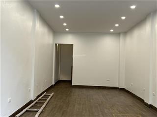 Cho thuê văn phòng 40m2 ngay ngã tư văn phú  hà đông