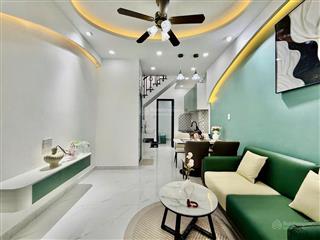 Gần công viên gia định  bệnh viện 175  sân bay  siêu phẩm mới tinh nội thất đẹp chỉ 4,8 tỷ tl