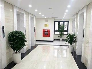 Bán gấp mặt sàn tầng 2 khu dịch vụ thương mại khu long biên. dt 1200m2, dân cư đông đúc