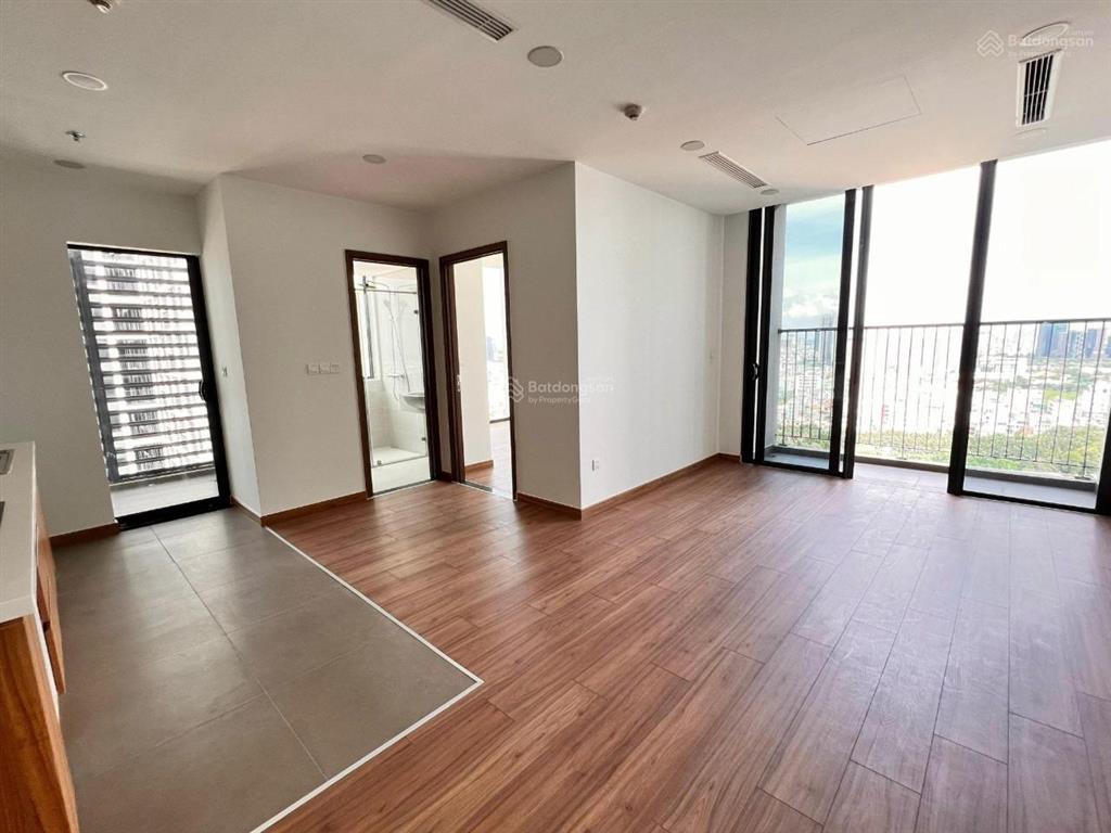 Bán căn hộ chung cư view đẹp tại eco green sài gòn, 6.350 tỷ, 70m2, q7, hcm