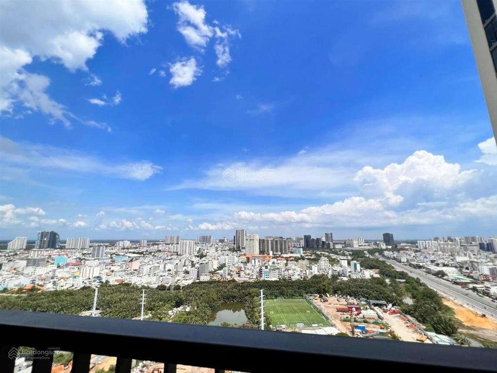 Bán căn hộ chung cư view đẹp tại eco green sài gòn, 6.350 tỷ, 70m2, q7, hcm