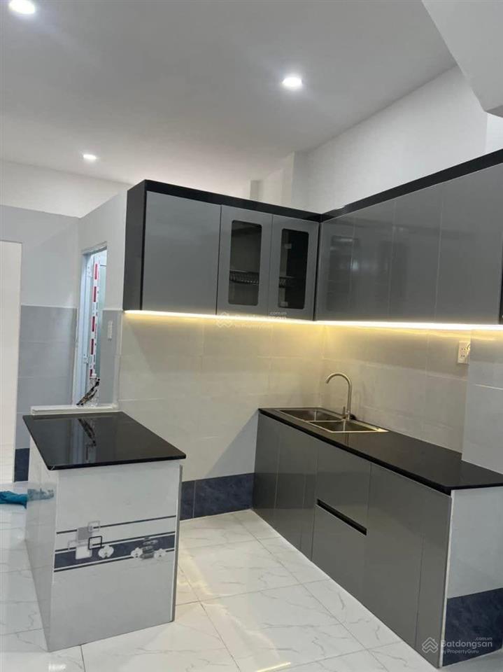 Cho thuê nhà mới đường dương bá trạc p1 cũ quận 8 giá 15 tr thương lượng