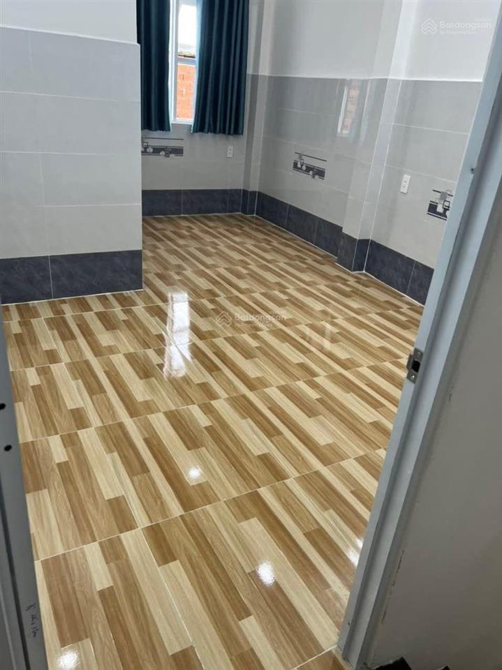 Cho thuê nhà mới đường dương bá trạc p1 cũ quận 8 giá 15 tr thương lượng