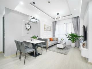 Căn hộ 2pn view nhìn hồ bơi mát mẻ, giá 6.98 tỷ, nội thất đẹp chỉnh chu