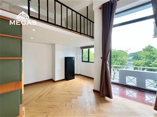 Cho thuê phòng căn hộ có gác / duplex bancong  mặt tiền võ văn kiệt, quận 5