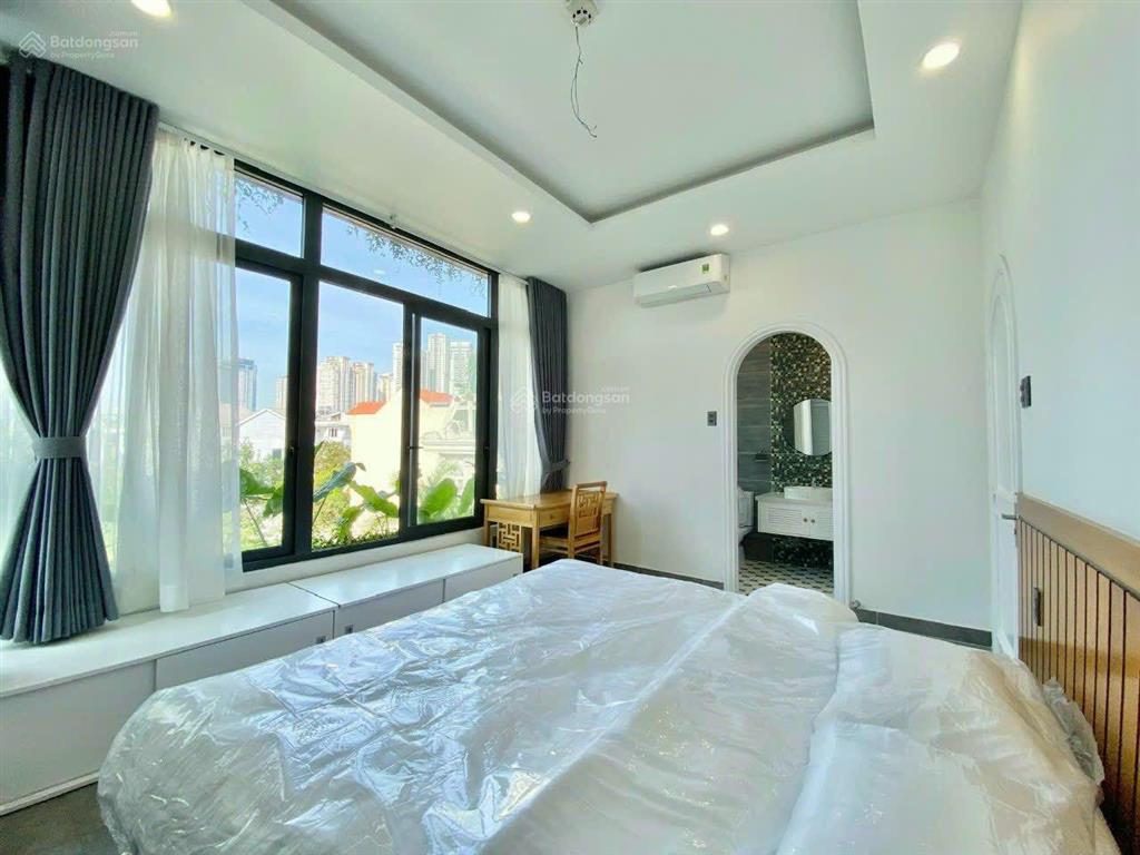 Hot! sắp trống 1 phòng ngủ full nội thất siêu phẩm trần não