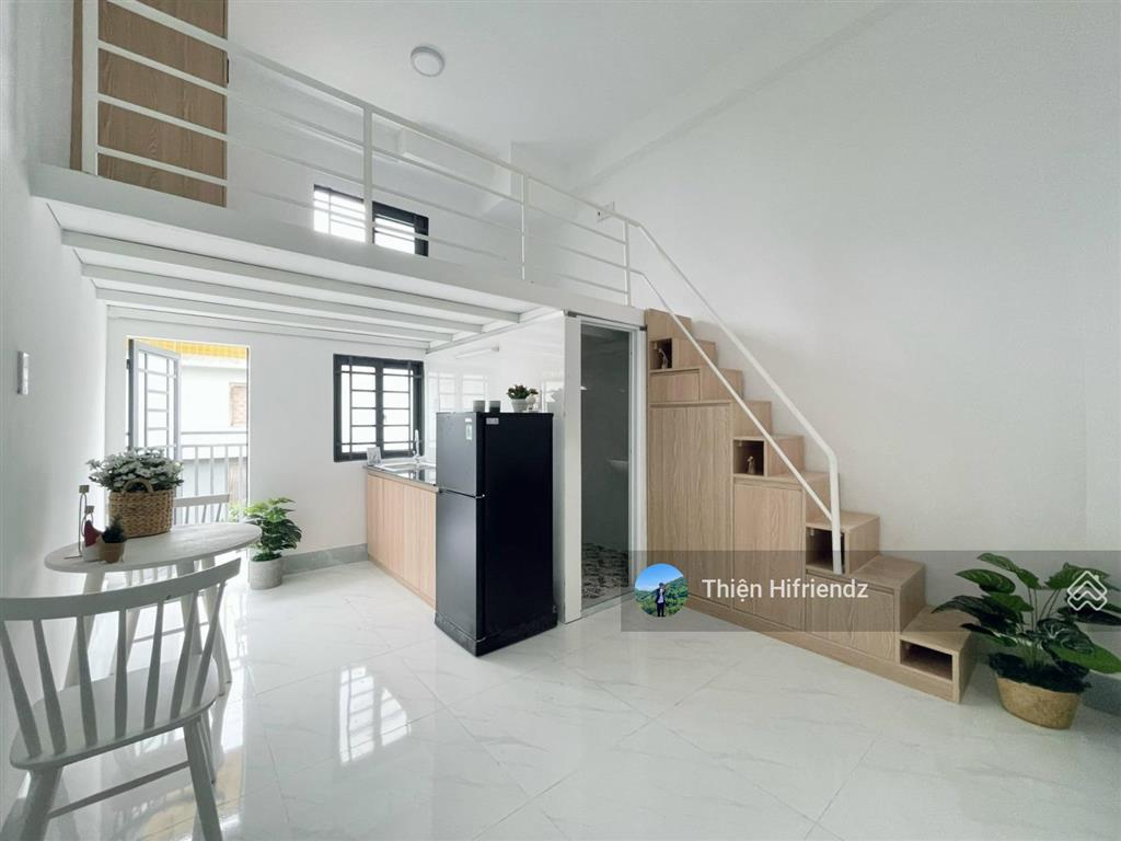 Cho thuê phòng trọ  gác cao, ban công  gần đảo kim cương, ubnd quận 2, giá 4tr5/th