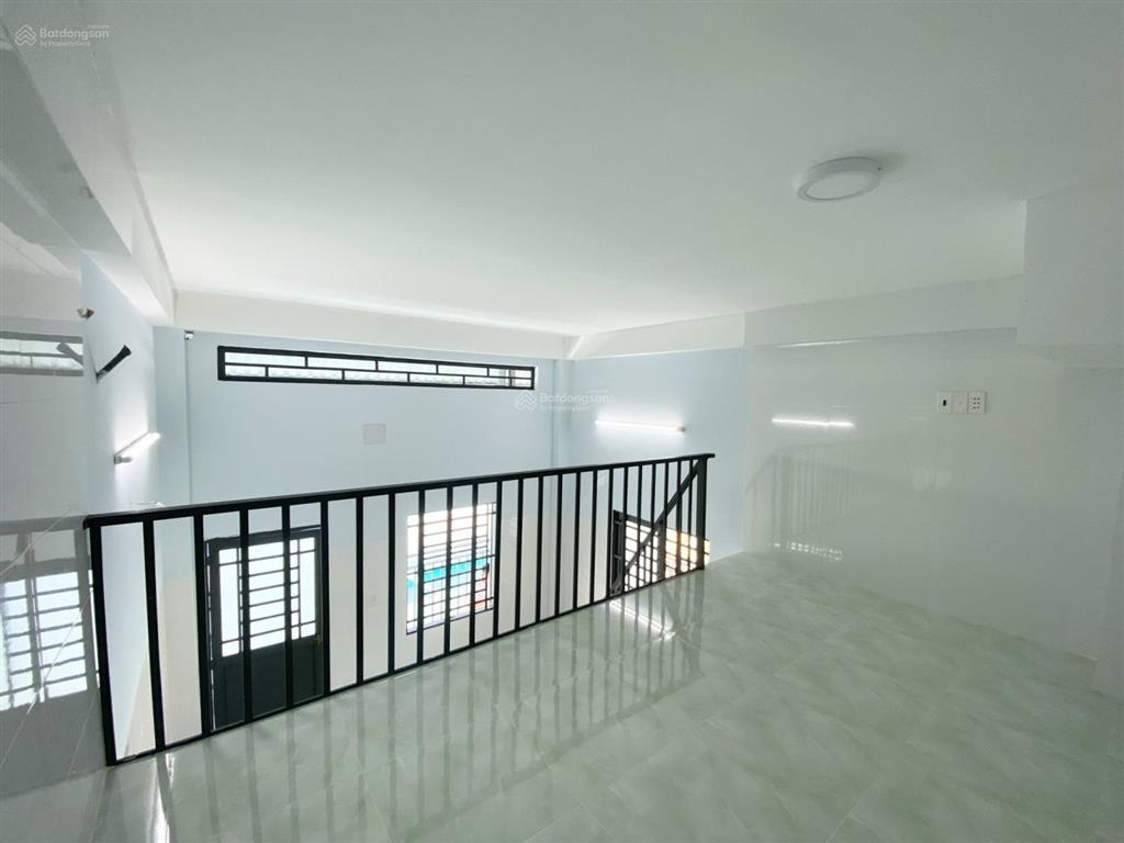 Cho thuê phòng trọ gác cao 2m  ở được 4  5 người