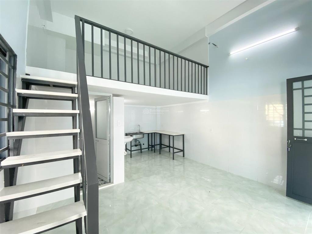Cho thuê phòng trọ gác cao 2m  ở được 4  5 người