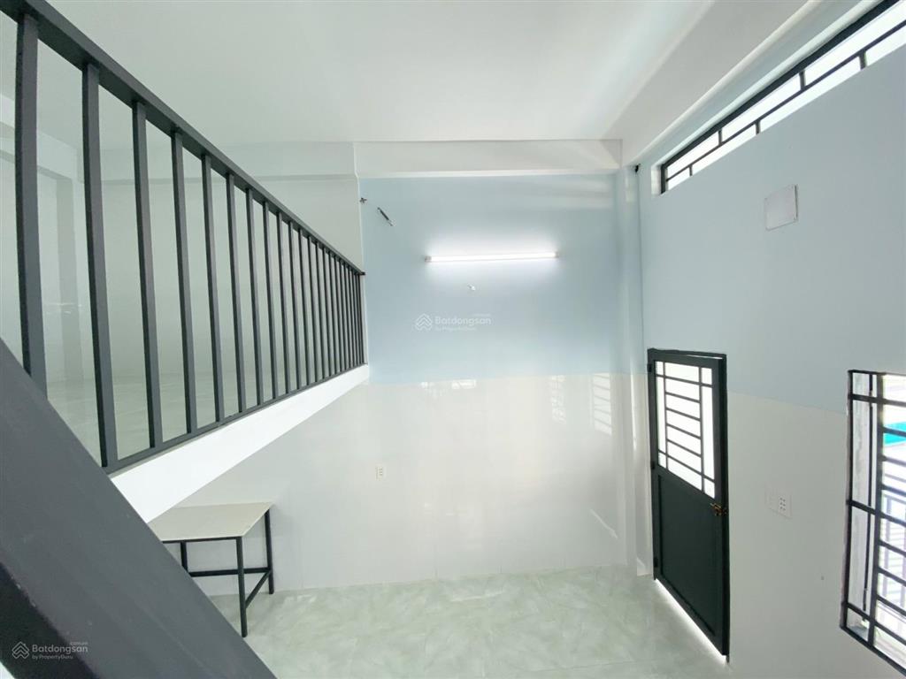 Cho thuê phòng trọ gác cao 2m  ở được 4  5 người
