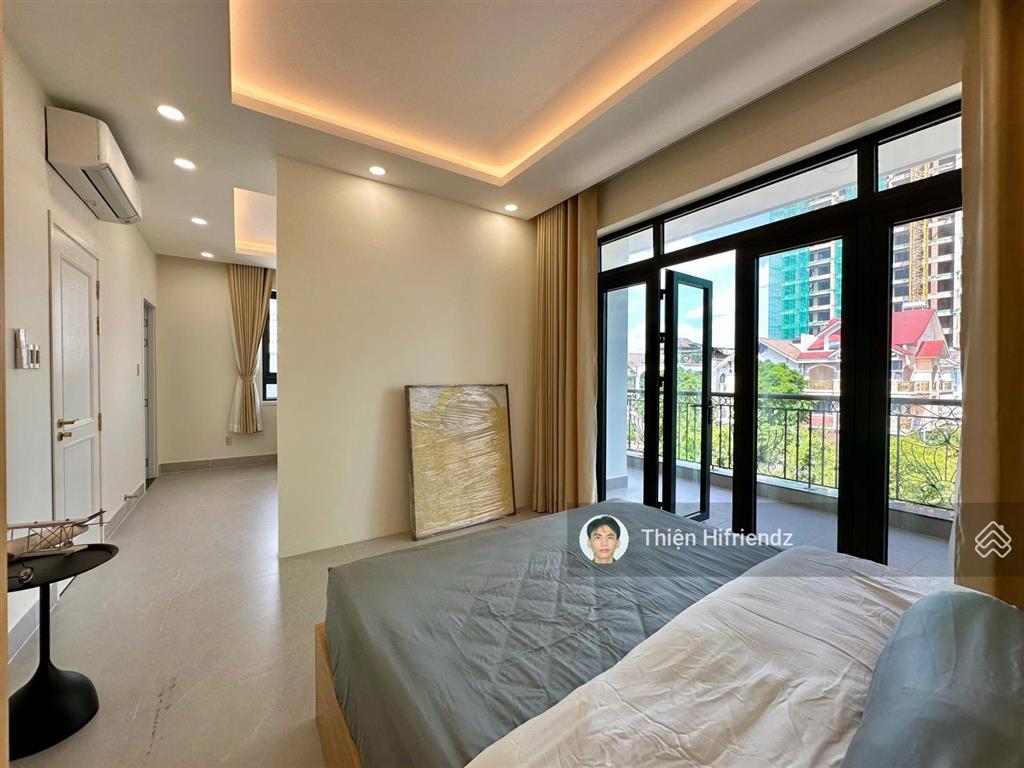 Căn hộ dịch vụ  1pn diện tích lớn gần 50m2  2 ban công cực lớn  máy giặt riêng