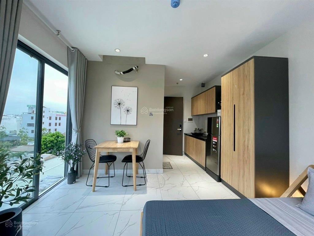 Studio full nội thất  ban công  thiết kế hiện đại