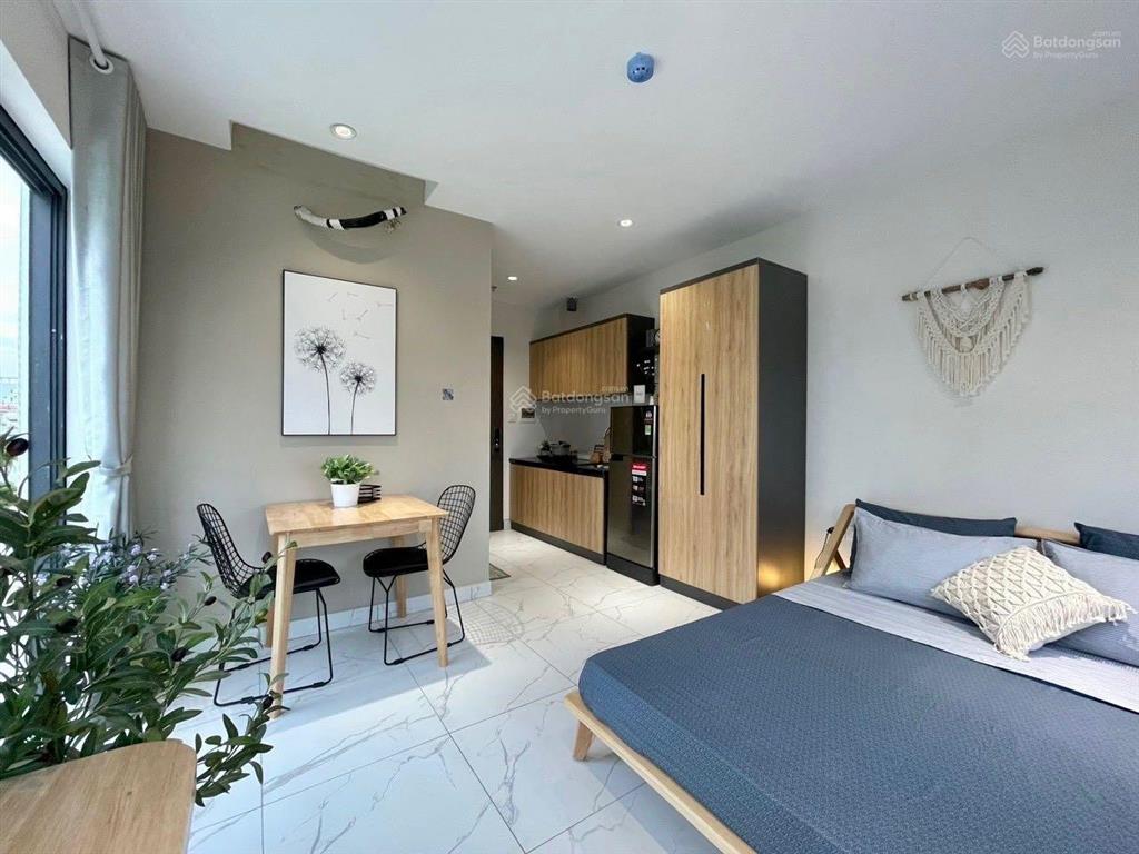 Studio full nội thất  ban công  thiết kế hiện đại