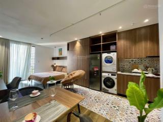 Studio tone màu sang xịn mịn  full nội thất chỉ tính điện, bao phí  có hầm đậu ô tô