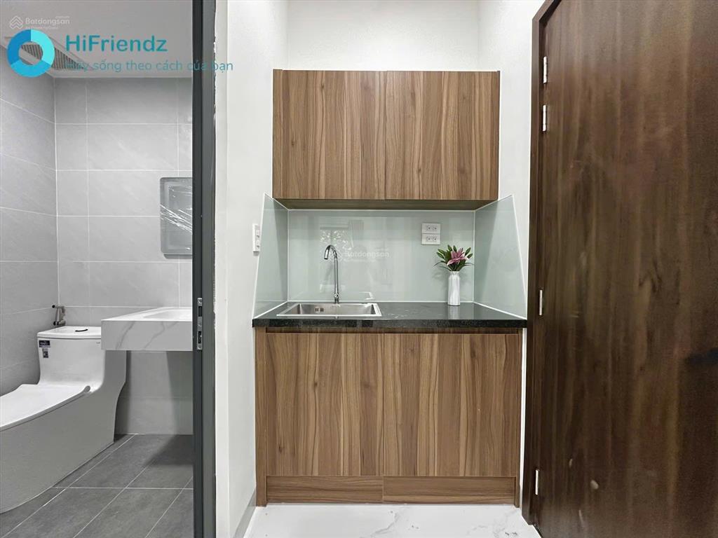 Khai trương căn hộ mới 100%, nội thất xịn sò, tone màu sang trọng có ban công