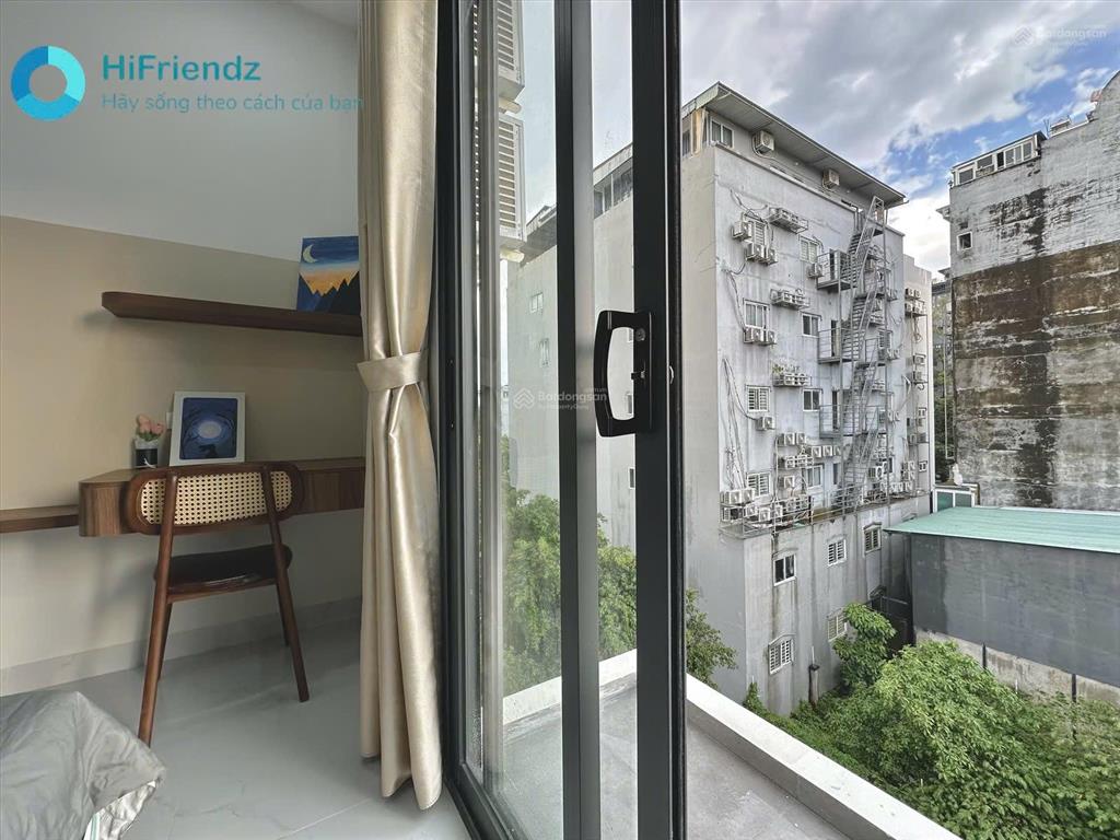 Khai trương căn hộ mới 100%, nội thất xịn sò, tone màu sang trọng có ban công