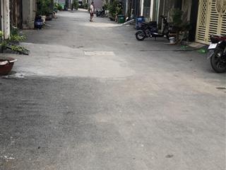 Bán nhà sổ hồng riêng góc 2 mặt tiền tại bình thành, giá 6,3 tỷ tl, 105m2, 3pn, 2wc, mặt tiền 4.5m