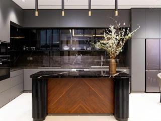 Cần bán căn hộ độc nhất tại the matrix one,dt 200m2 full đồ siêu cao cấp sẵn ở.  094668959ba