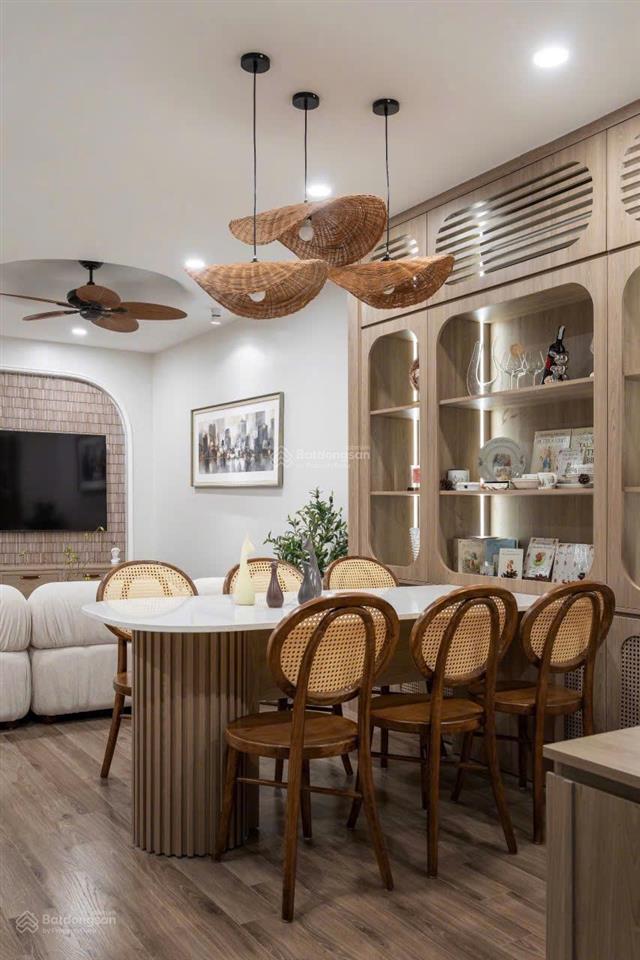 Bán gấp cắn hộ 3n, 118m2 view đẹp full đồ giá tốt cuối cùng tại golden palace mễ trì, cam kết ko ảo