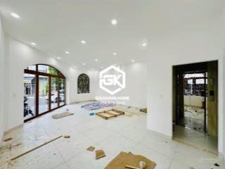 Mặt bằng kinh doanh 2 tầng lô góc vcn phước hải nha trang kinh doanh sạch cho thuê