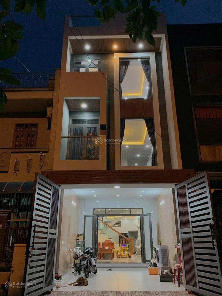 Chính chủ cần bán căn nhà đẹp tâm huyết kdc long sơn, gần vinhomes quận 9, giá tốt nhất