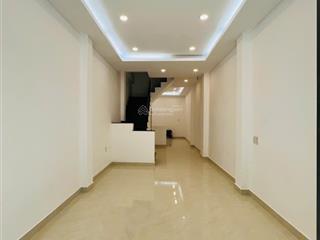 Chớp cơ hội! nhà hẻm 606 ba tháng hai ,p.14,q.10  43m2 3 tầng  giá 8.1 tỷ