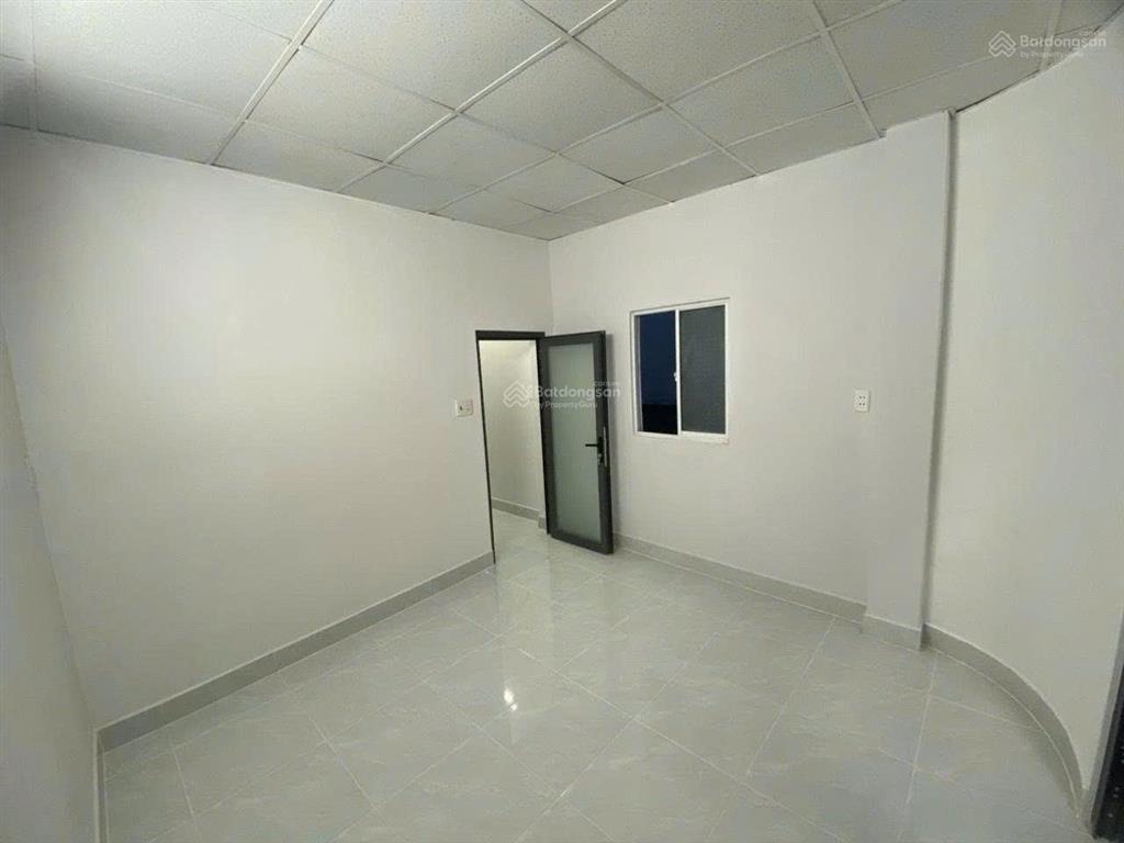 Nhắn nhẹ ai muốn mua nhà q.10 hxh cách mạng tháng 8  44m2  3 tầng giá 8 tỷ 9 thì inbox gấp!