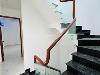 Bán nhà hẻm 5m cách mạng tháng 8,quận 10  38,7m2  6 tầng. giá 7,4 tỷ tl