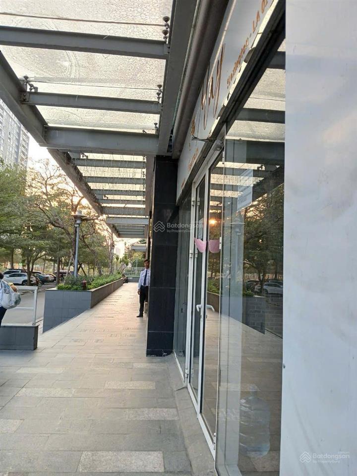 Cần bán nhanh căn shophouse 97m2 giá 8 tỷ tại cc lexington