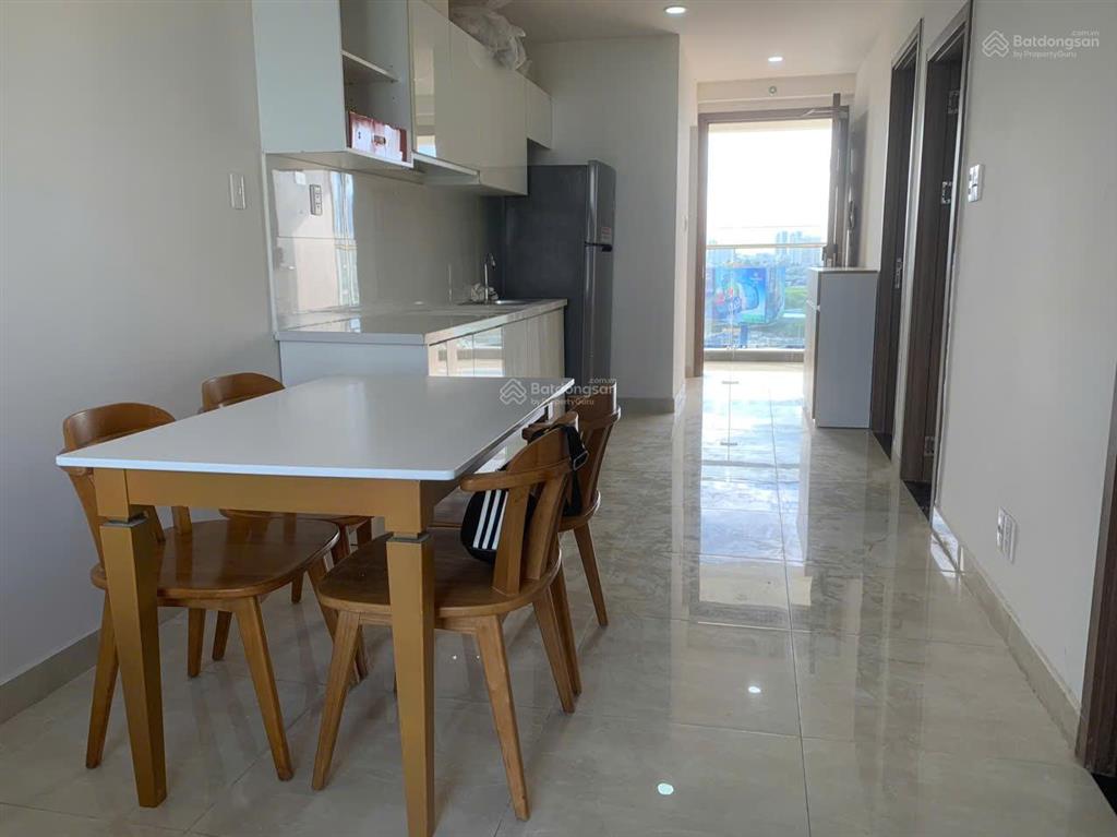 Cần bán căn góc 2pn, 2wc, cc centana thủ thiêm giá bán 4,3tỷ, sổ hồng