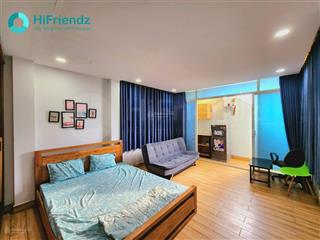 Studio ban công tách bếp  full nội thất, siêu rộng