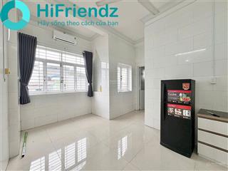 Studio cửa sổ siêu thoáng  đúng hình, đúng giá