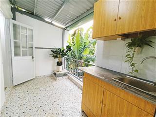 Cho thuê 1 phòng ngủ, tách bếp, ban công thoáng, full nội thất