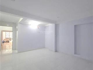 Bán nhà hẻm xe hơi cách mạng tháng tám, quận 10, 64m2, 3 tầng, chỉ 9.x tỷ
