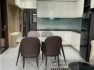 Căn hộ 2pn, 1wc, 55m2, full nội thất cao cấp, có ban công thoáng mát tại vạn phúc. giá chỉ 13 triệu
