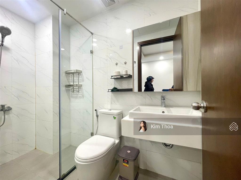Căn hộ 1pn1wc (55m2) ở vạn phúc, view công viên, full nội thất cao cấp, thang máy. giá chỉ 10,5 tr