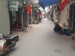 Bán gấp mặt phố sở thượng  hoàng mai. 90m2 x 2 tầng. giá 18 tỷ. ô tô tránh. kinh doanh sầm uất