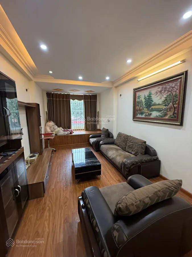 Bán gấp mặt phố vĩnh hưng  hoàng mai. 75m2. 6 tầng. giá 21 tỷ. thang máy. kinh doanh sầm uất