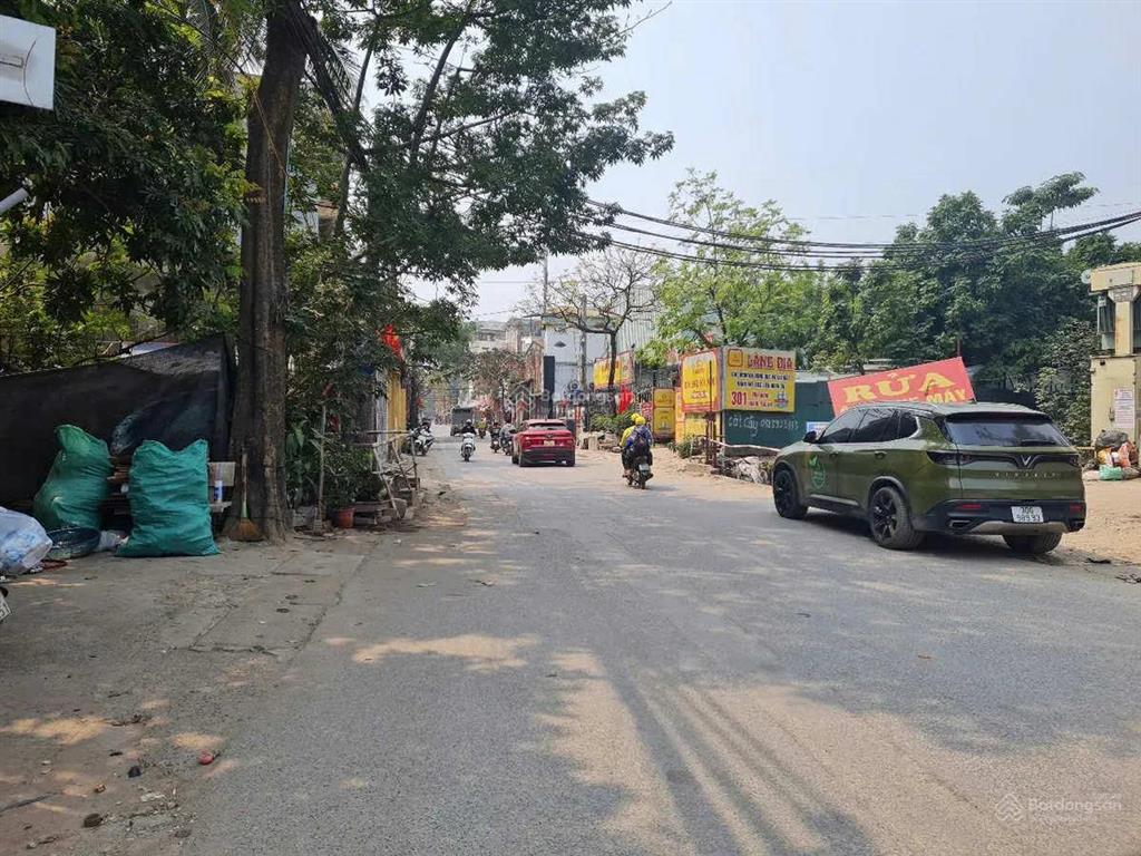 Bán nhà cấp 4 mp vĩnh hưng 240m. mt 10m. giá 65 tỷ có tl. không quy hoạch. kinh doanh sầm uất