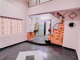 Nhà phố sổ vuông đẹp  giá hấp dẫn chỉ 5.6 tỷ  tân phú