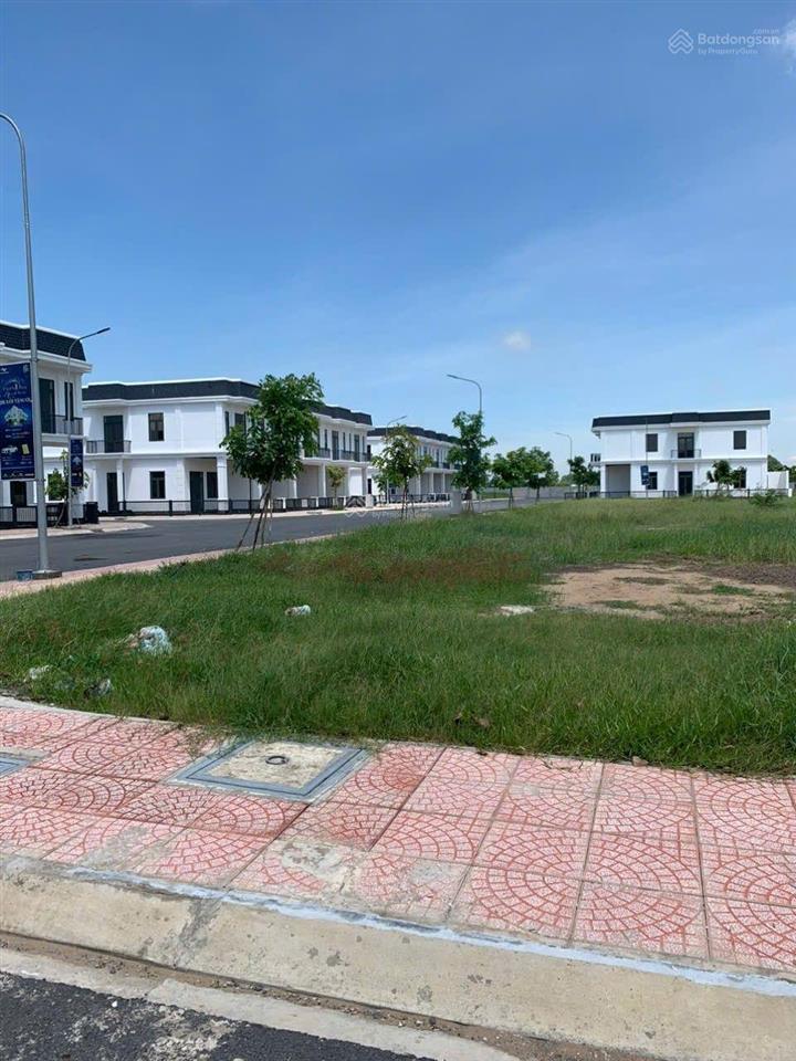 Bán đất gần chợ hóc môn 100m2 giá 3tỷ8. cần tìm gấp đất nền dự án ở cần đước và các khu vực khác