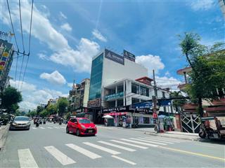 Rẻ 30% góc 2mt nguyễn gia trí d2 bình thạnh 9x22m vuông. hđt 150tr/th. ctxd hầm 7 tầng. giá 42 tỷ